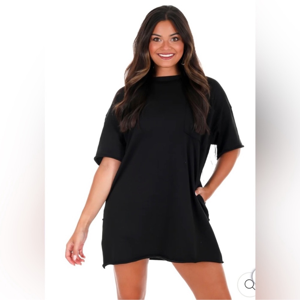 Fantastic Fawn To the Limit Loose Fit Shirt
Dress NWT